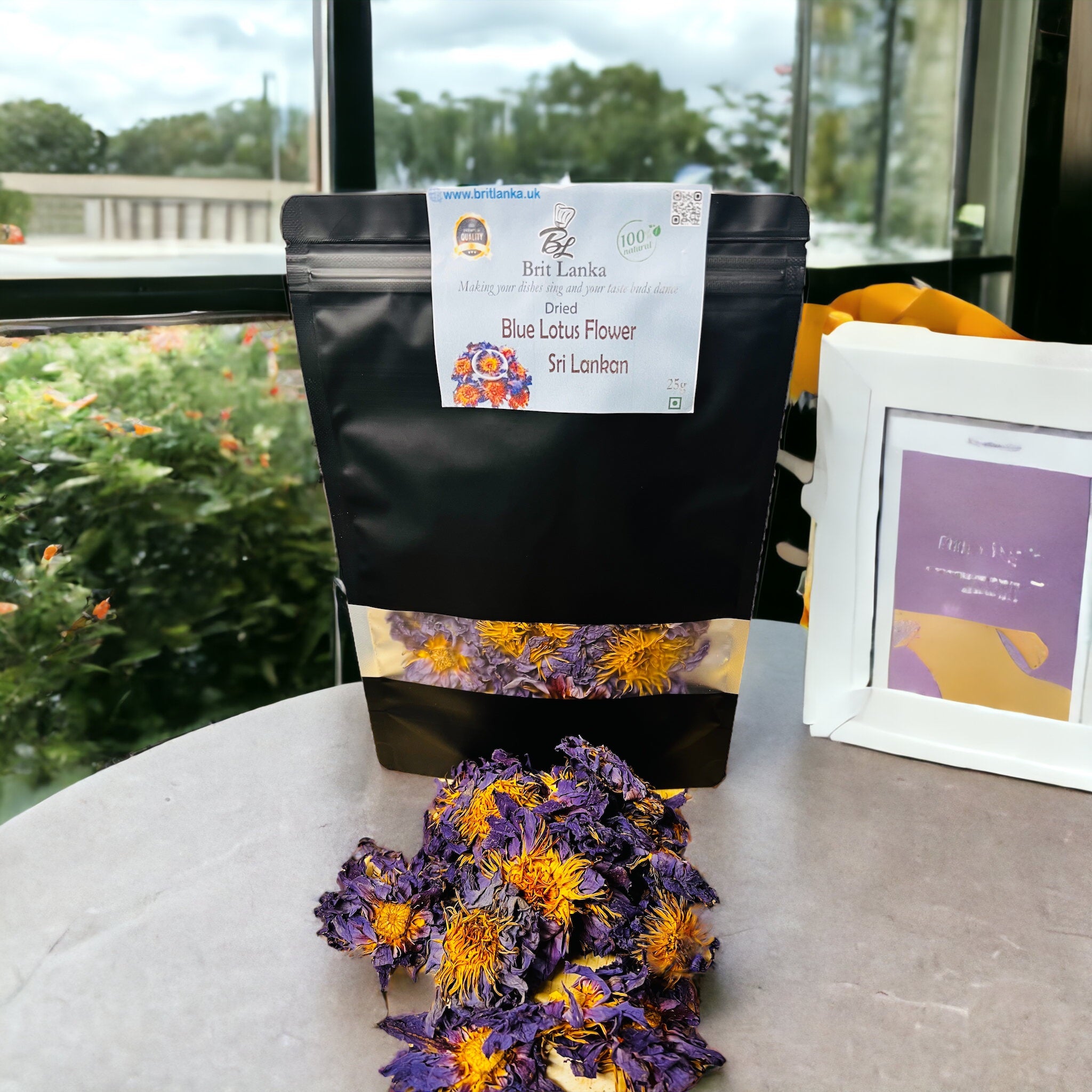 Blue Lotus Whole Flower Organic Clean & Wash 25g